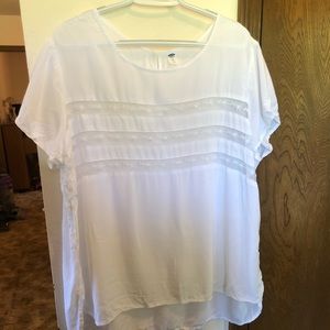 Old Navy white silky shirt. Size XXL